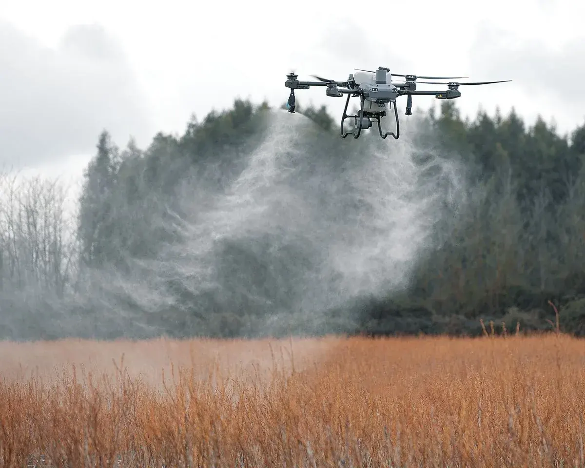 Operación de dron agrícola conforme a la normativa DAN
